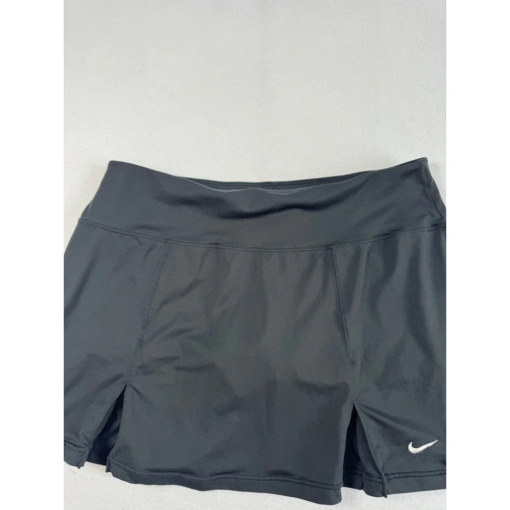 Athletic‎ Nike Womens Medium Skort Black Dri-FIT Tennis Golf Built-in Shorts